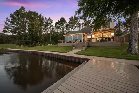 4 Arrowhead Pt, Lumberton, MS 39455