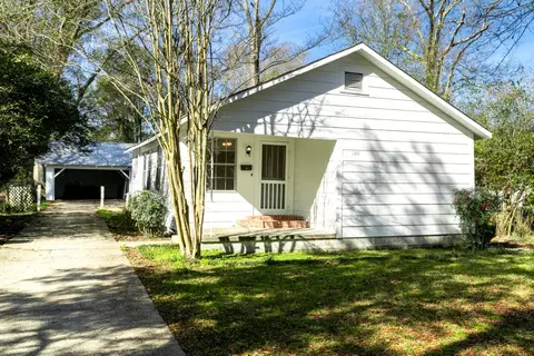 1109 Corinne St, Hattiesburg, MS 39401