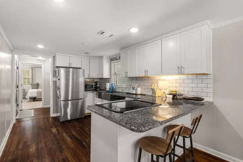Kitchen - 1069 Old Hwy 24, Sumrall, MS 39482 photo 1 of 3