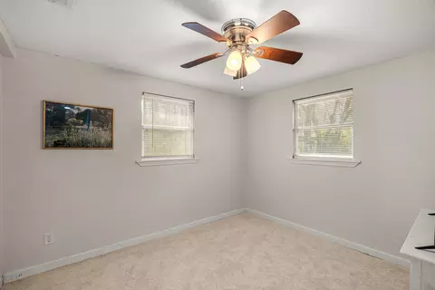 Bedroom - 1069 Old Hwy 24, Sumrall, MS 39482 photo 6 of 8