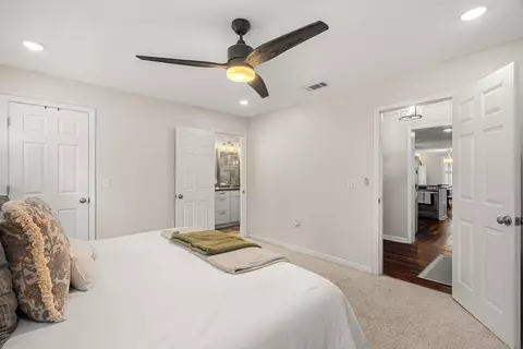 Bedroom - 1069 Old Hwy 24, Sumrall, MS 39482 photo 2 of 8