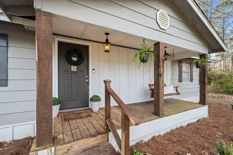 Exterior - 1069 Old Hwy 24, Sumrall, MS 39482 photo 2 of 7