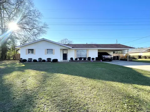 105 Ford Ave, Hattiesburg, MS 39402