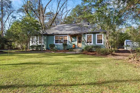 2140 N 7th Ave, Laurel, MS 39440