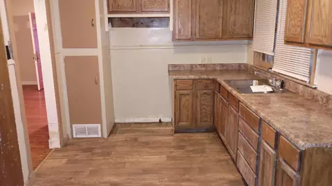 Other - 951 Poplar Dr, Laurel, MS 39440 photo 2 of 4