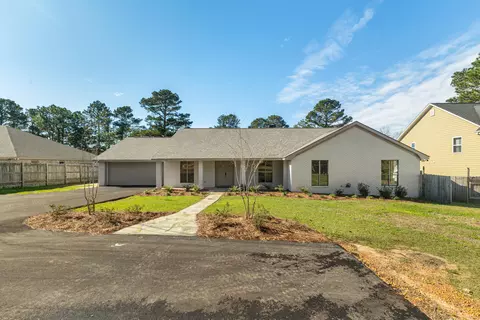 87 Baracuda Dr, Hattiesburg, MS 39402