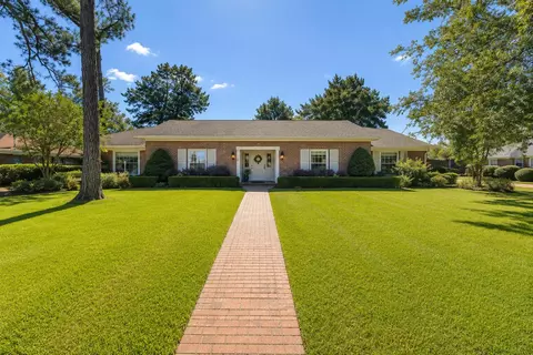 3202 Jamestown Rd, Hattiesburg, MS 39402