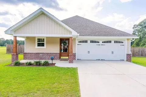21 Westhaven Dr, Hattiesburg, MS 39402