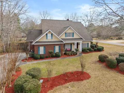 92 Highpointe Dr, Hattiesburg, MS 39402