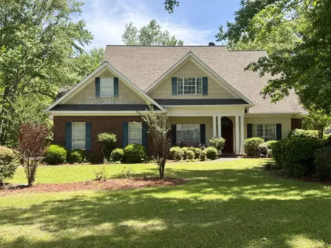 92 Highpointe Dr, Hattiesburg, MS 39402