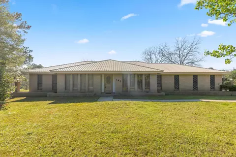 141 Burnt Brg, Hattiesburg, MS 39402