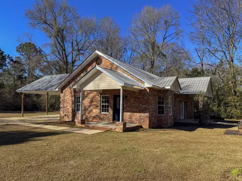 151 Baker St, Petal, MS 39465