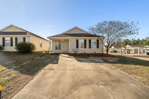 205 Hawthorne Dr, Hattiesburg, MS 39402