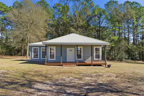 9 Larry Goff Rd, Hattiesburg, MS 39401