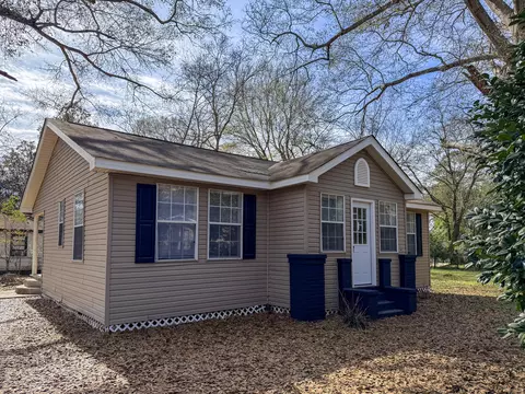 Exterior - 119 E 1st Ave, Petal, MS 39465 photo 3 of 7