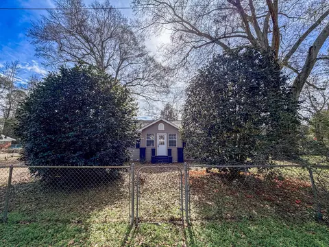 Exterior - 119 E 1st Ave, Petal, MS 39465 photo 2 of 7