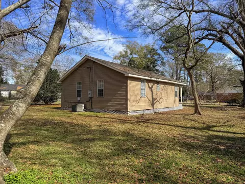 Exterior - 119 E 1st Ave, Petal, MS 39465 photo 6 of 7