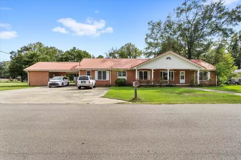 140 Myrtle, Taylorsville, MS 39168