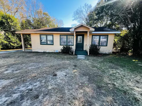 131 W 4th Ave, Petal, MS 39465