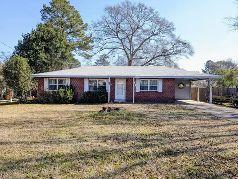 102 Brentwood Ave, Petal, MS 39465