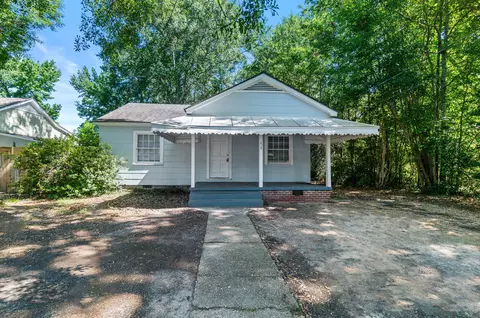 915 W 6th St, Hattiesburg, MS 39401