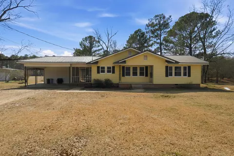 1501 Eatonville Rd, Hattiesburg, MS 39401