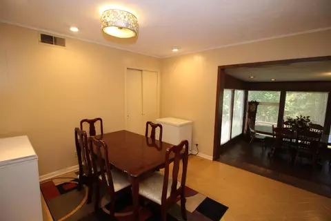Dining - 3836 Millsaps Dr, Laurel, MS 39440 photo 2 of 9
