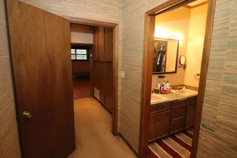 Entry Way - 3836 Millsaps Dr, Laurel, MS 39440 photo 3 of 4