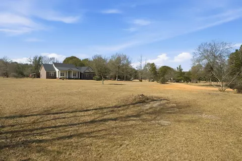 Exterior - 2133 Salem Campground Rd, Lucedale, MS 39452 photo 3 of 17