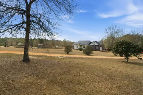 Exterior - 2133 Salem Campground Rd, Lucedale, MS 39452 photo 5 of 17
