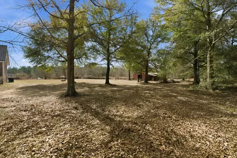 Exterior - 2133 Salem Campground Rd, Lucedale, MS 39452 photo 10 of 17