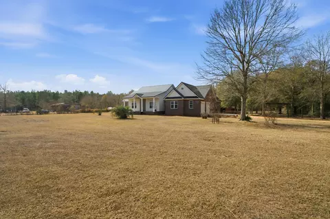 Exterior - 2133 Salem Campground Rd, Lucedale, MS 39452 photo 6 of 17