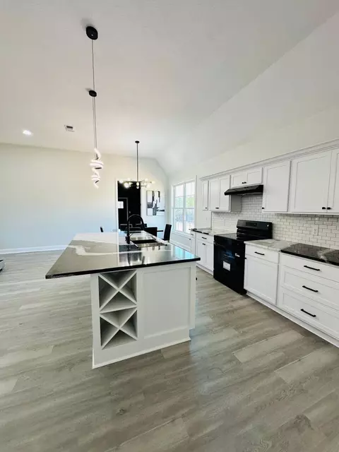 Kitchen - 77 Bates Ave, Purvis, MS 39475 photo 2 of 6