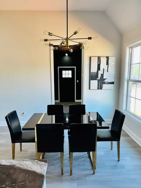 Dining - 77 Bates Ave, Purvis, MS 39475 photo 1 of 2