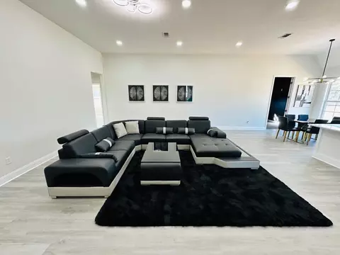 Living - 77 Bates Ave, Purvis, MS 39475 photo 1 of 3