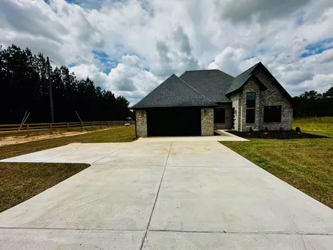 Exterior - 77 Bates Ave, Purvis, MS 39475 photo 5 of 12