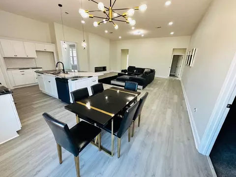 Dining - 77 Bates Ave, Purvis, MS 39475 photo 2 of 2