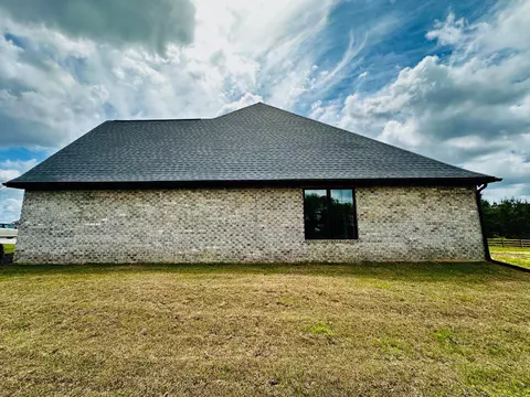 Exterior - 77 Bates Ave, Purvis, MS 39475 photo 9 of 12
