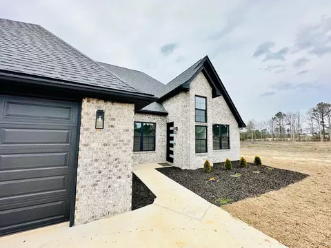 Exterior - 77 Bates Ave, Purvis, MS 39475 photo 11 of 12