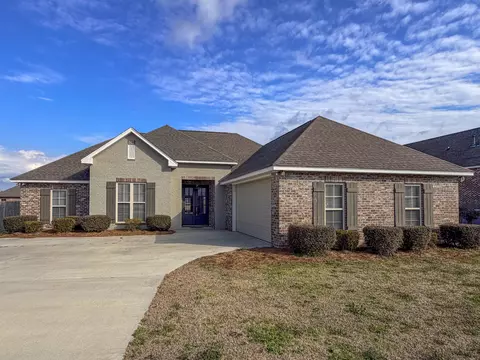 69 Sunline Dr, Petal, MS 39465