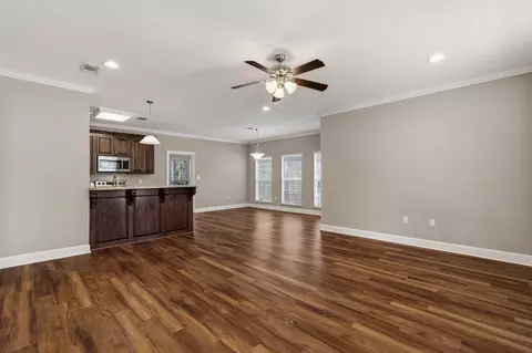 Living - 673 Leeville Rd, Petal, MS 39465 photo 1 of 4
