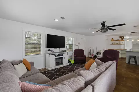 Living - 970 Lake Mike Conner Rd, Collins, MS 39428 photo 1 of 1