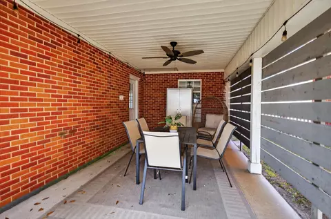 216 E 3rd St, Long Beach, MS 39560 photo 4
