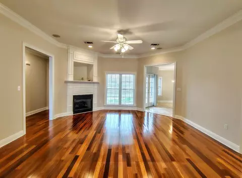 Living - 15 Latigo Loop, Sumrall, MS 39482 photo 2 of 4