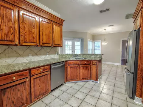 Kitchen - 15 Latigo Loop, Sumrall, MS 39482 photo 2 of 3