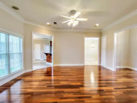Living - 15 Latigo Loop, Sumrall, MS 39482 photo 4 of 4