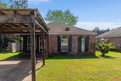 8 Findlay St, Hattiesburg, MS 39402