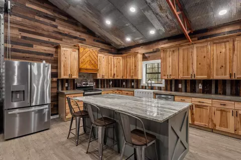 Kitchen - 105 Old Salt, Sumrall, MS 39482 photo 3 of 6