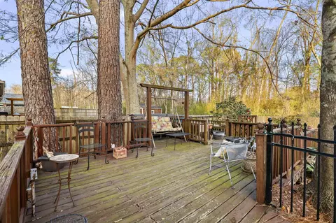 Exterior - 402 Treeline Dr, Brandon, MS 39042 photo 11 of 15