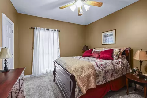 Bedroom - 402 Treeline Dr, Brandon, MS 39042 photo 3 of 5